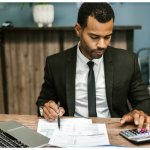 Benefícios de Contratar um Contabilista Especializado para o IRS Benefícios de Contratar um Contabilista Especializado para o IRS