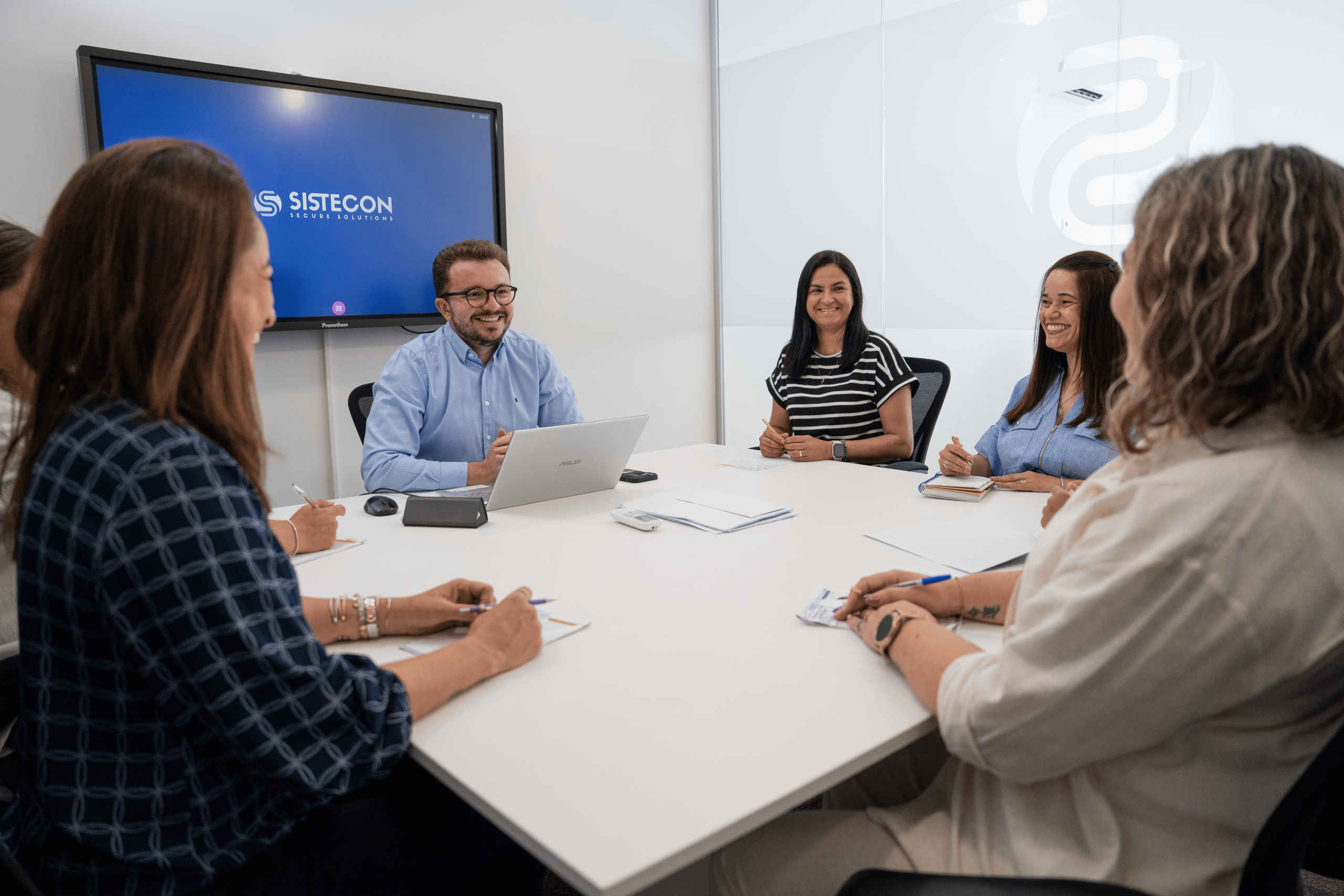 Sobre Nós Equipa meet 2